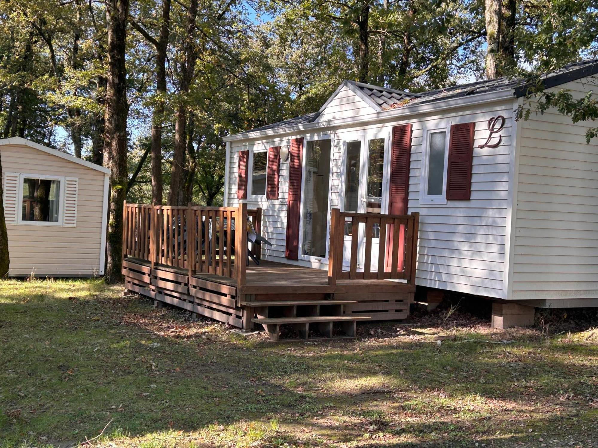 Camping Les Petites Minaudieres Coussay-les-Bois Cameră foto