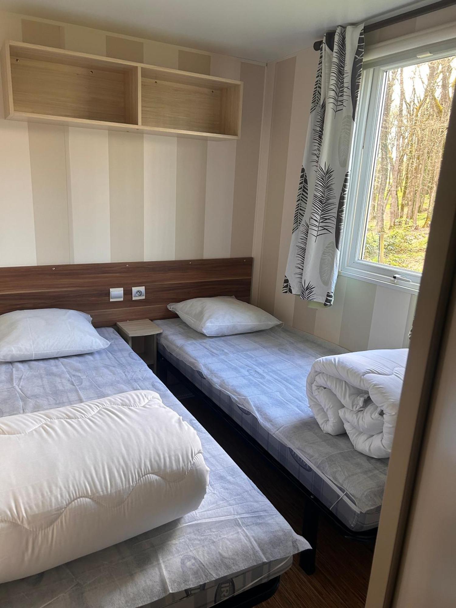 Camping Les Petites Minaudieres Coussay-les-Bois Cameră foto